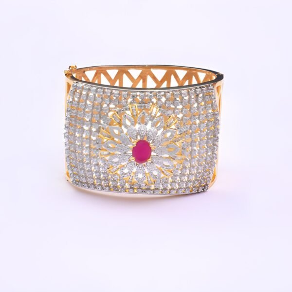 Golden Diamond Delight Circle Bracelet - Image 4